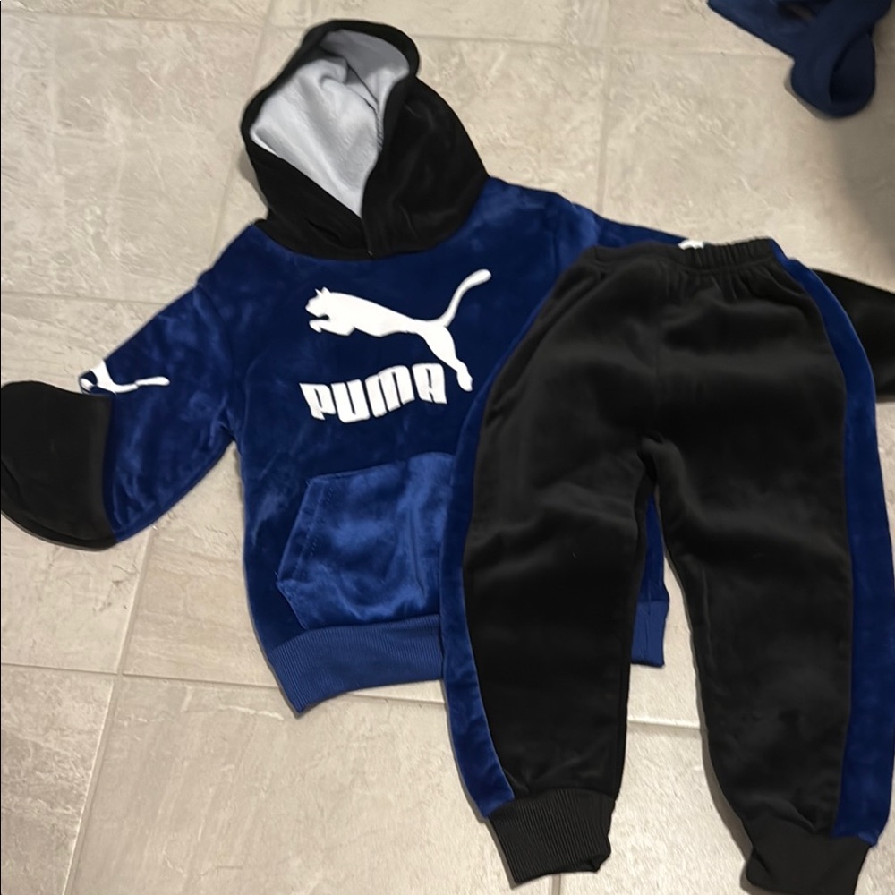 Puma Kids Black and Blue Velour Set